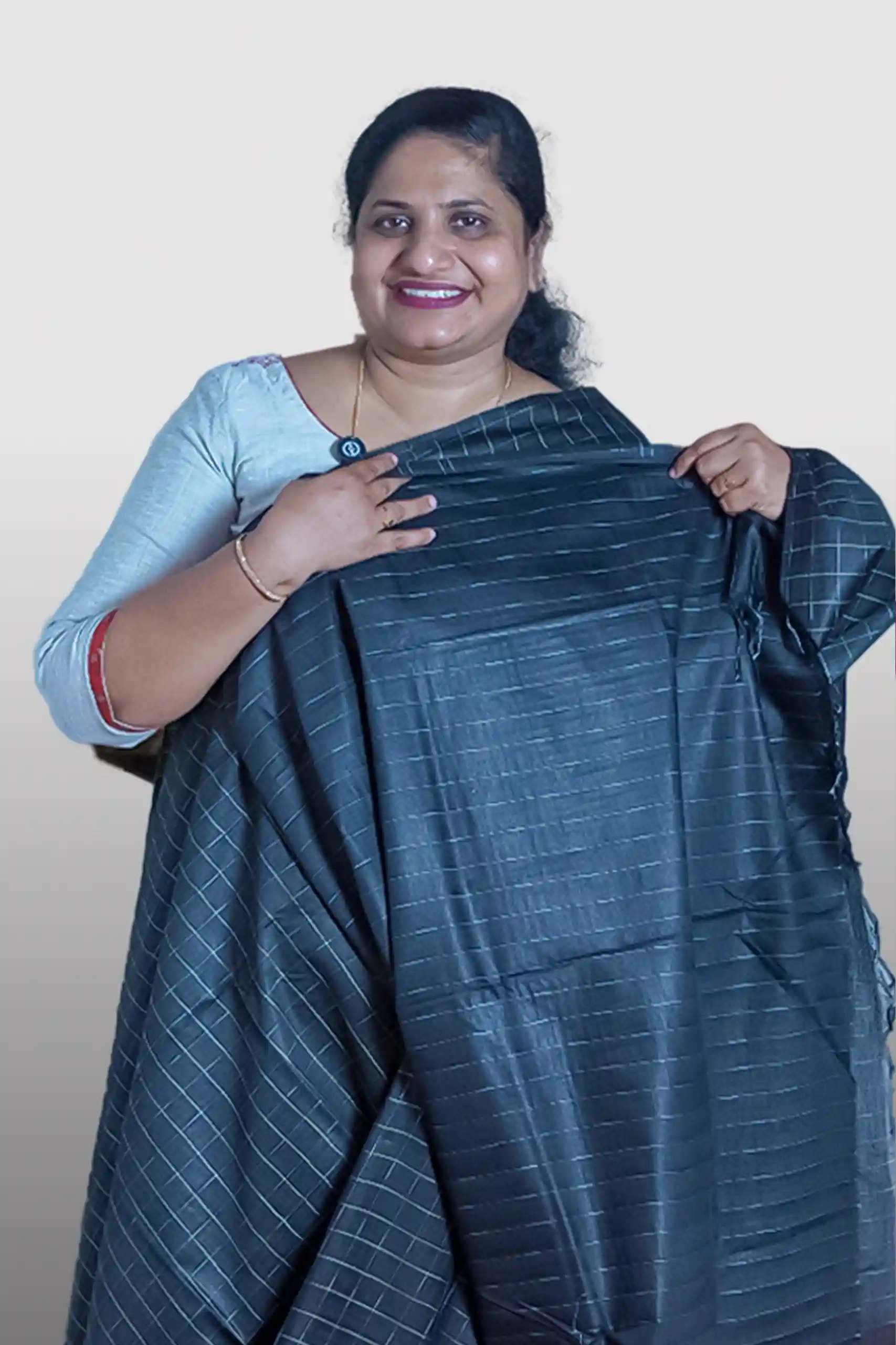 Semi Tussar with Checks (GVS 4123)