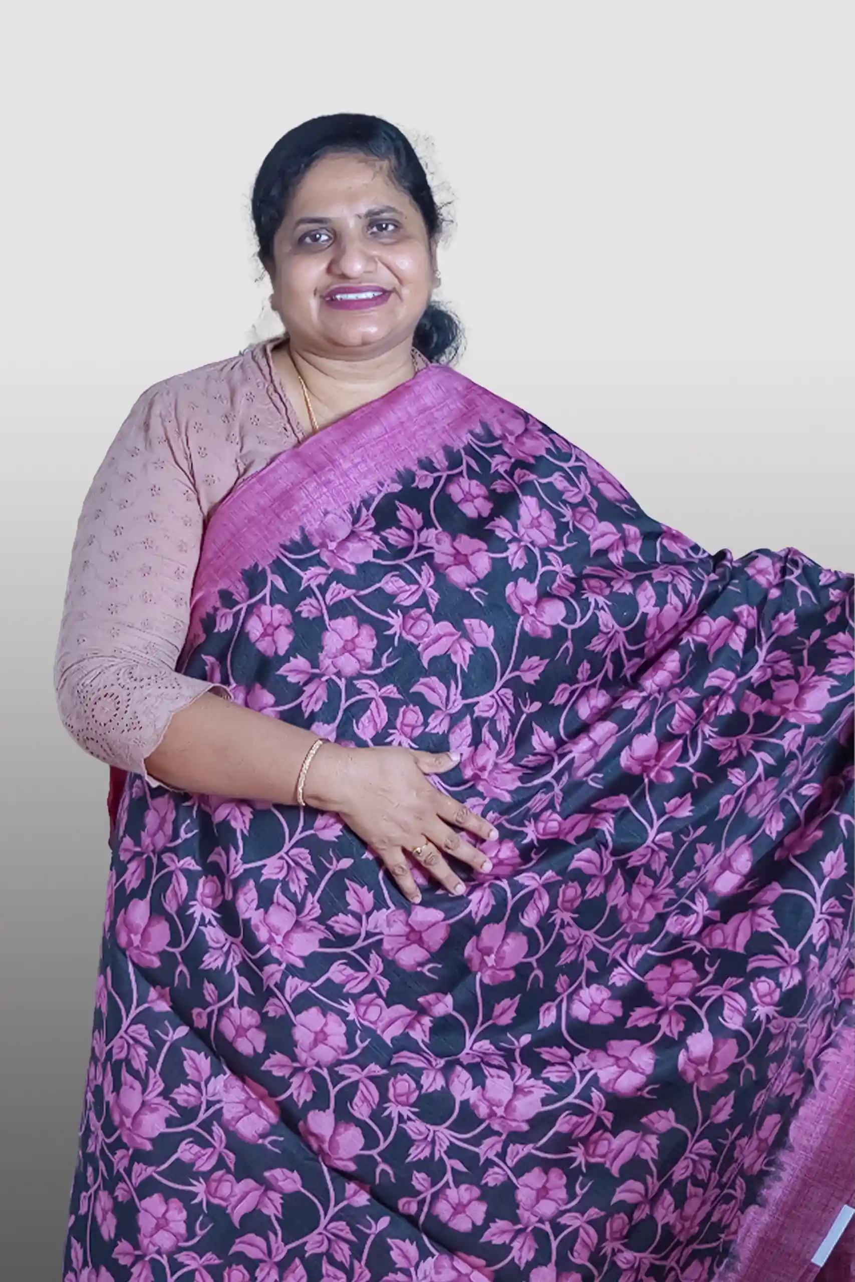 Semi Silk with Floral Prints ( GVS 4142)